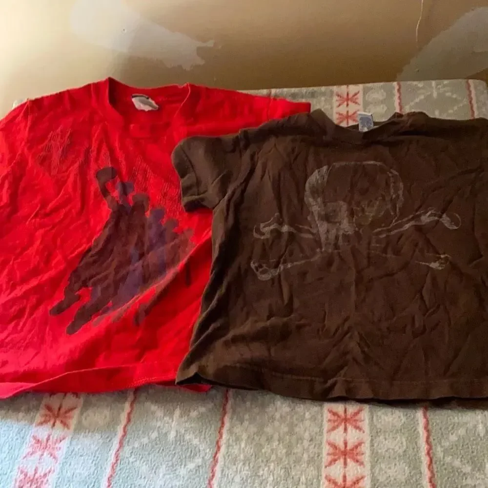 Lot of 2 boy’s t shirts sz. 6-7